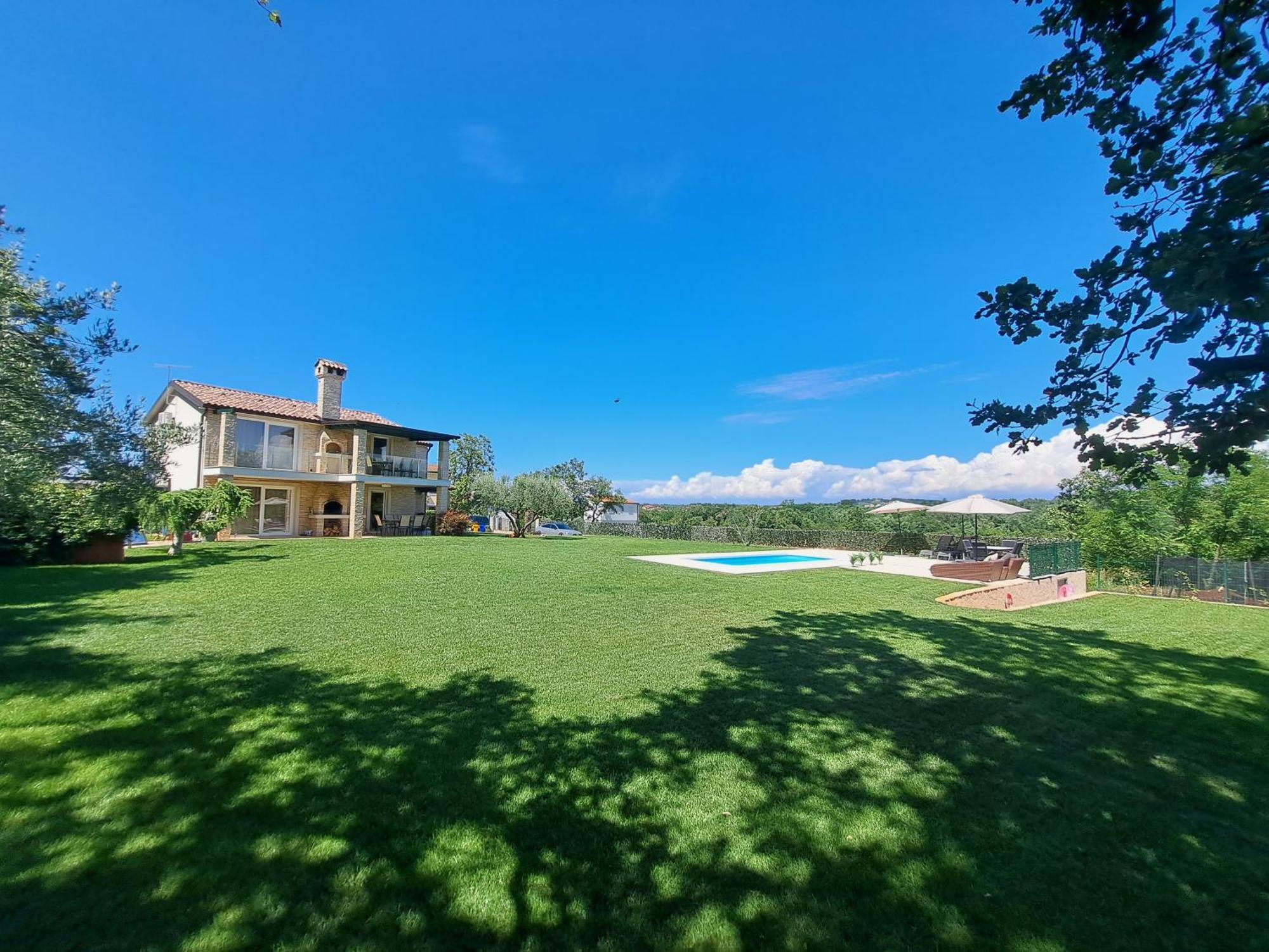 Sotlar With Pool Apartman *