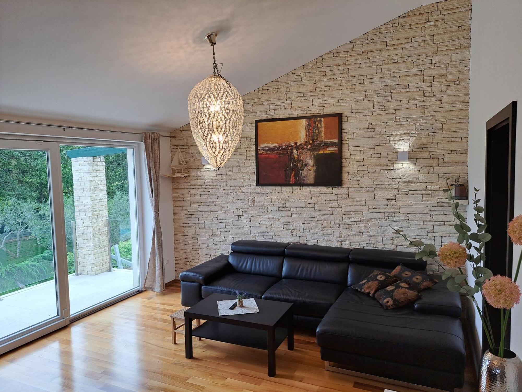 Sotlar With Pool Apartman *